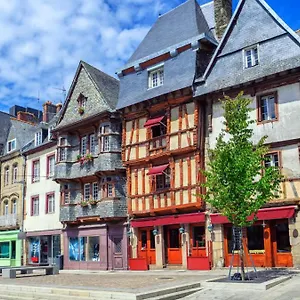  Hébergement de vacances Charmante Maison De Ville
