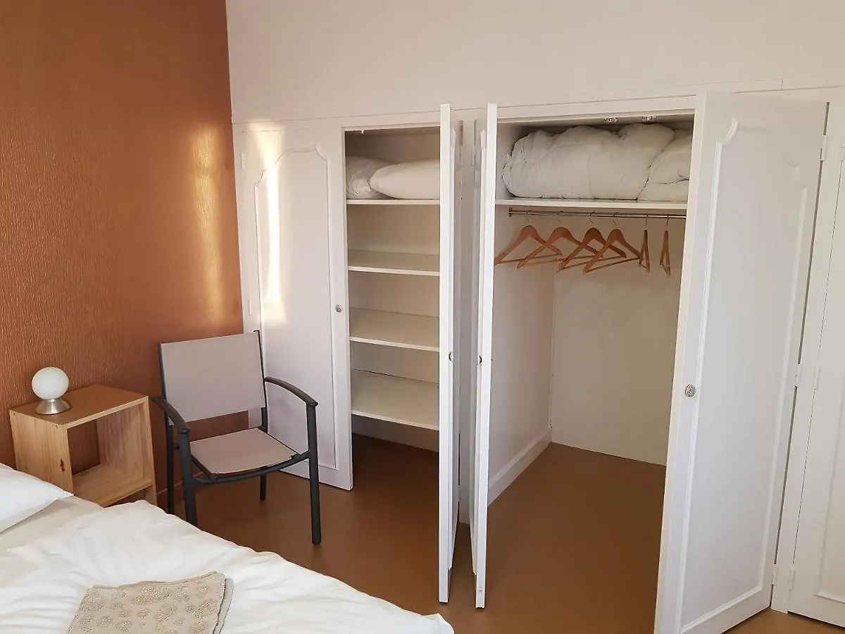 Les Balcons Du Tregor Bed & Breakfast Lannion 0*,