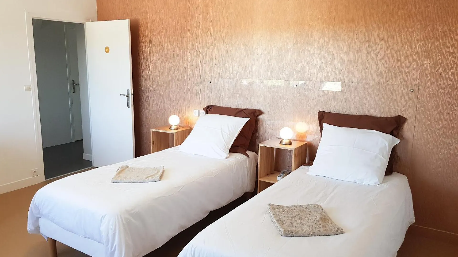 Les Balcons Du Tregor Bed & Breakfast Lannion